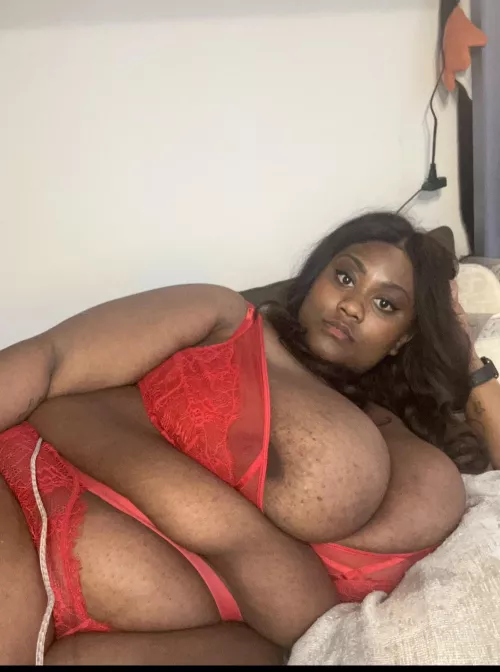 I love being slutty on here