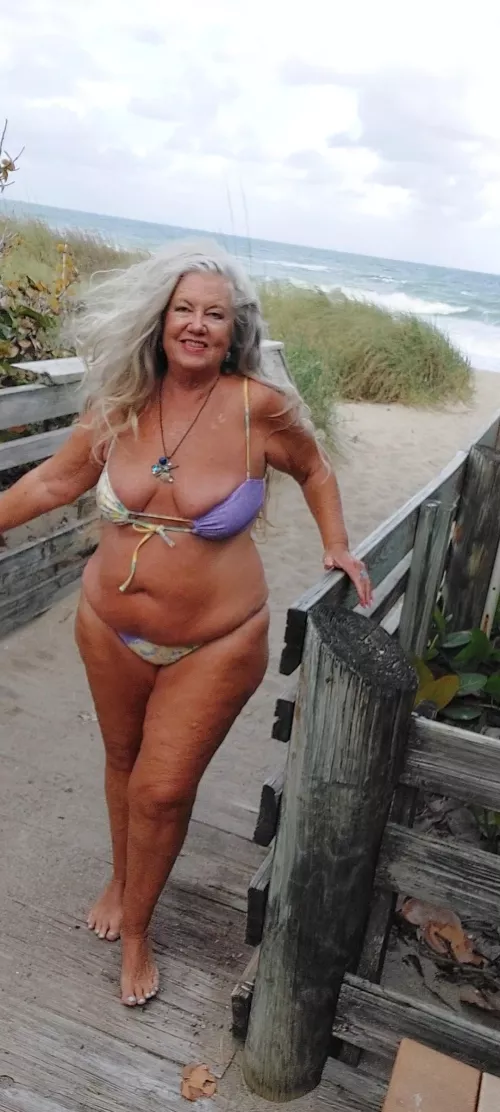 I love the ocean sounds with my music