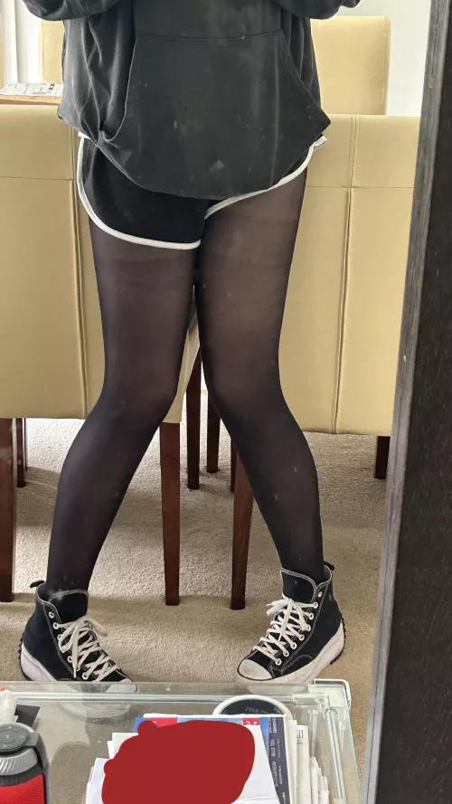 I’m bored someone give me something to do :3