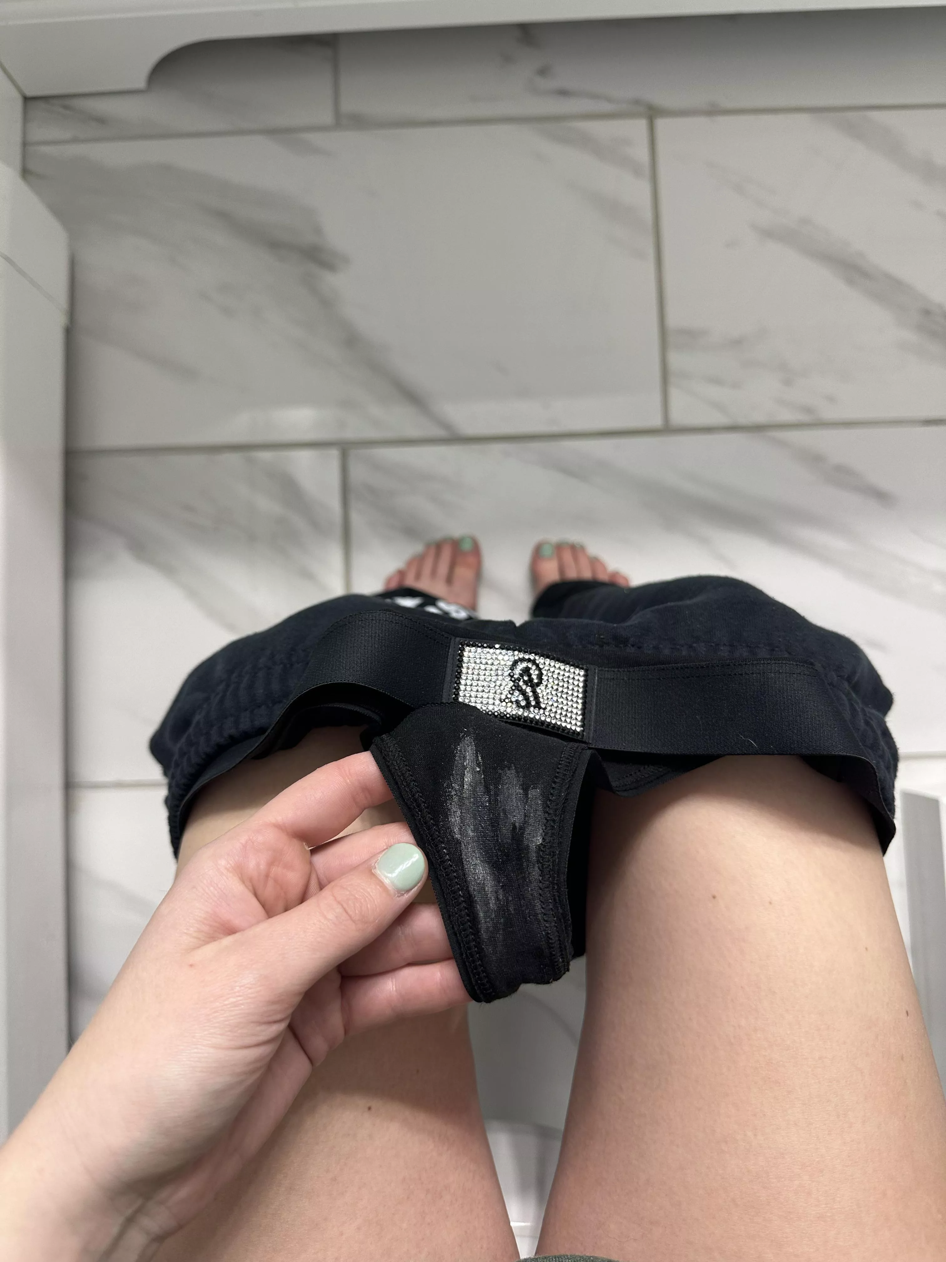 I’m not lying when I say I’m literally ALWAYS wet 😅