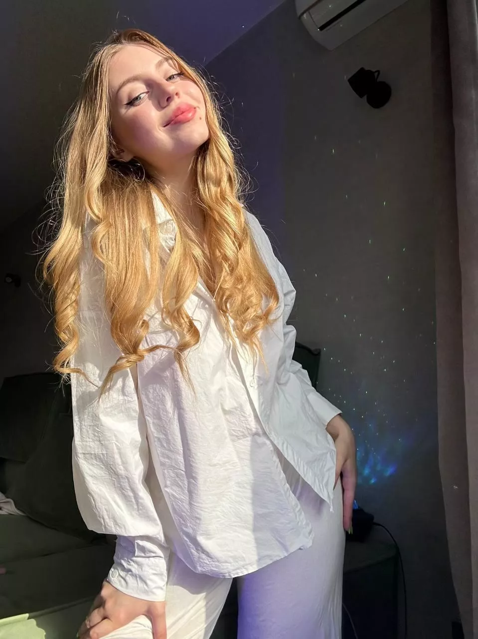 is it better to have wavy hair or straight hair?