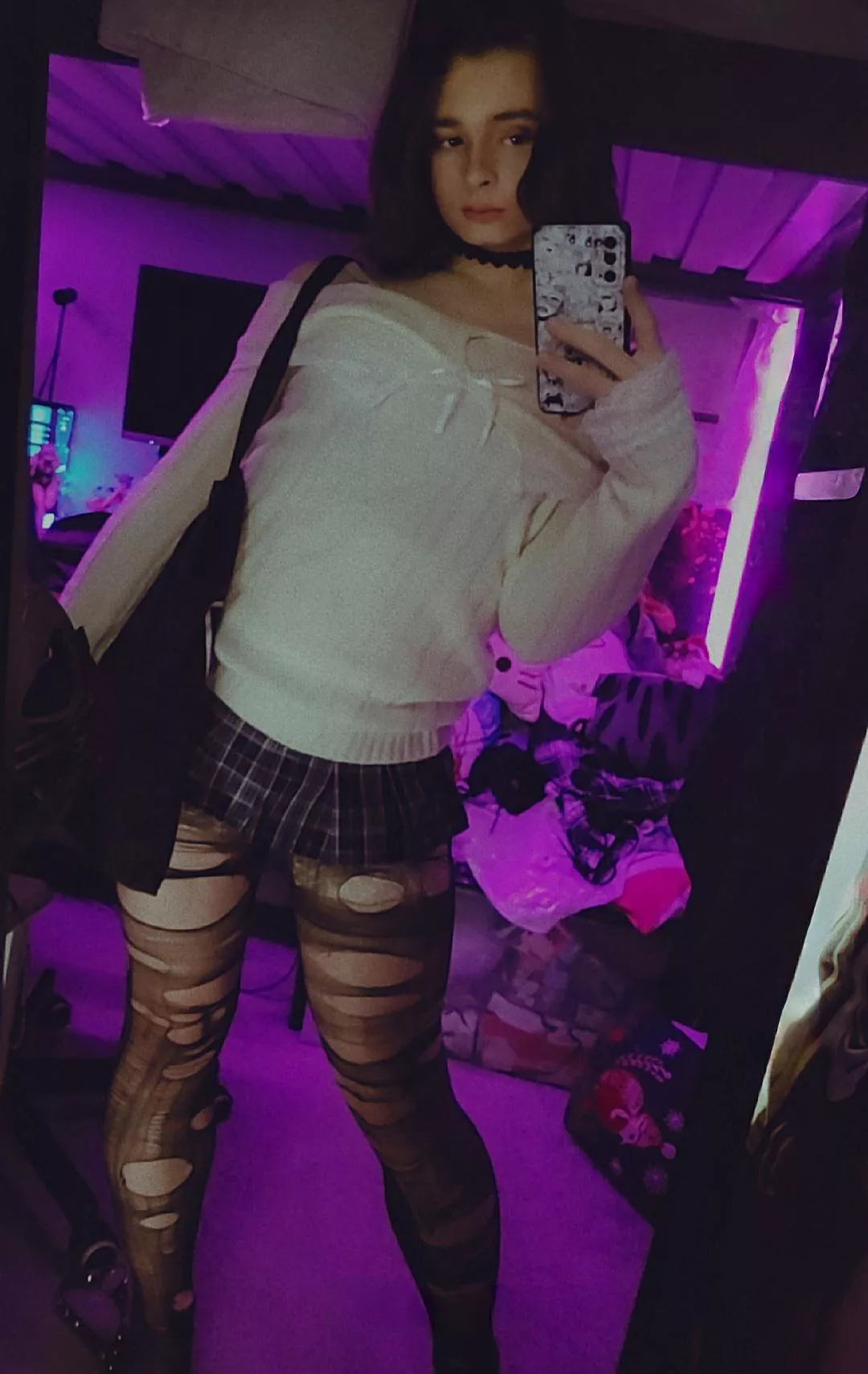 Lookin girly enough? 