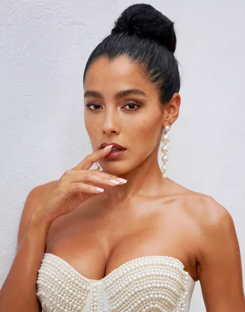 me being serious about my cleavage