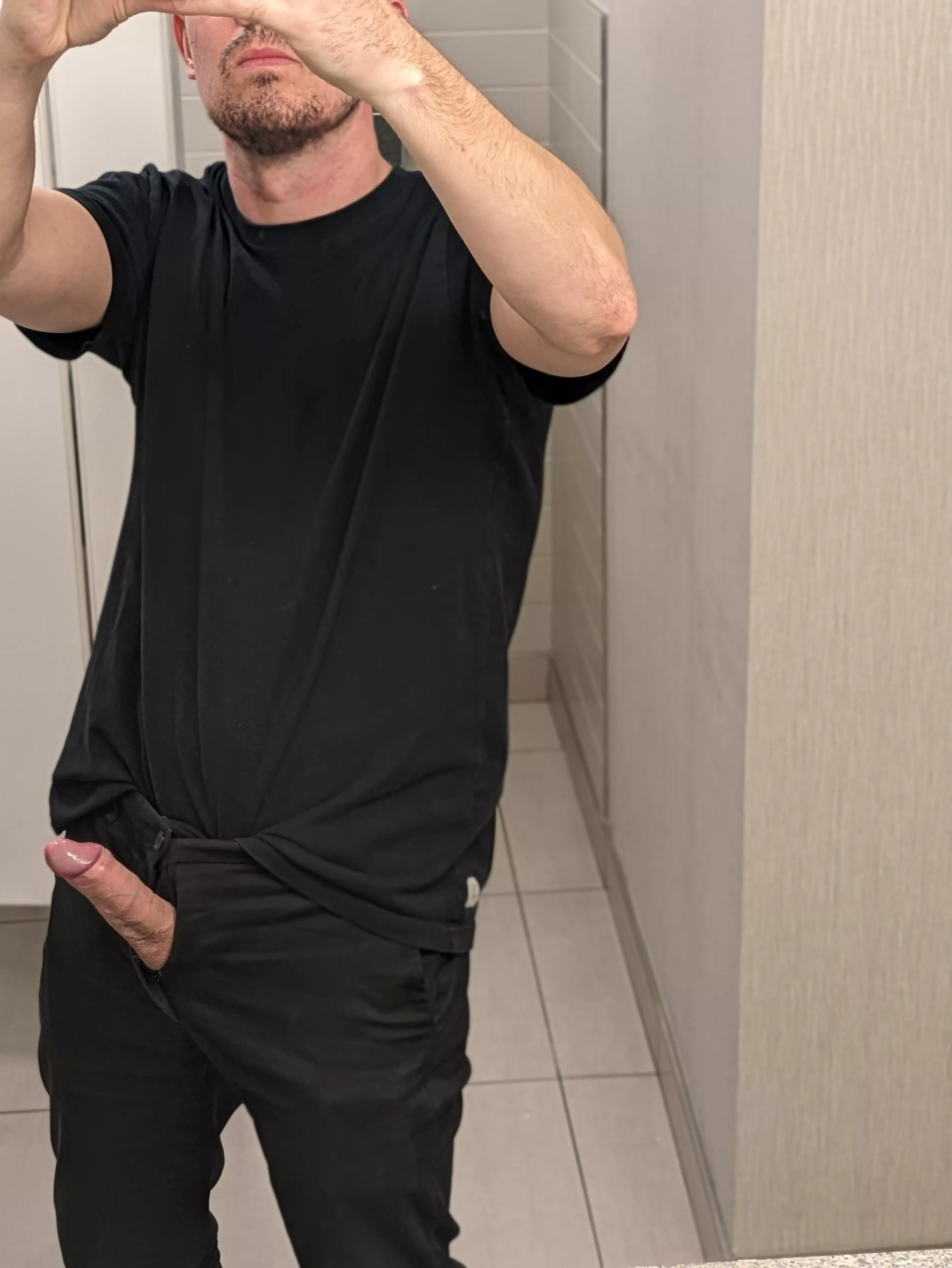 meet me in the bathroom 