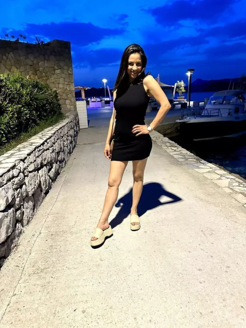 My wife is very tight 