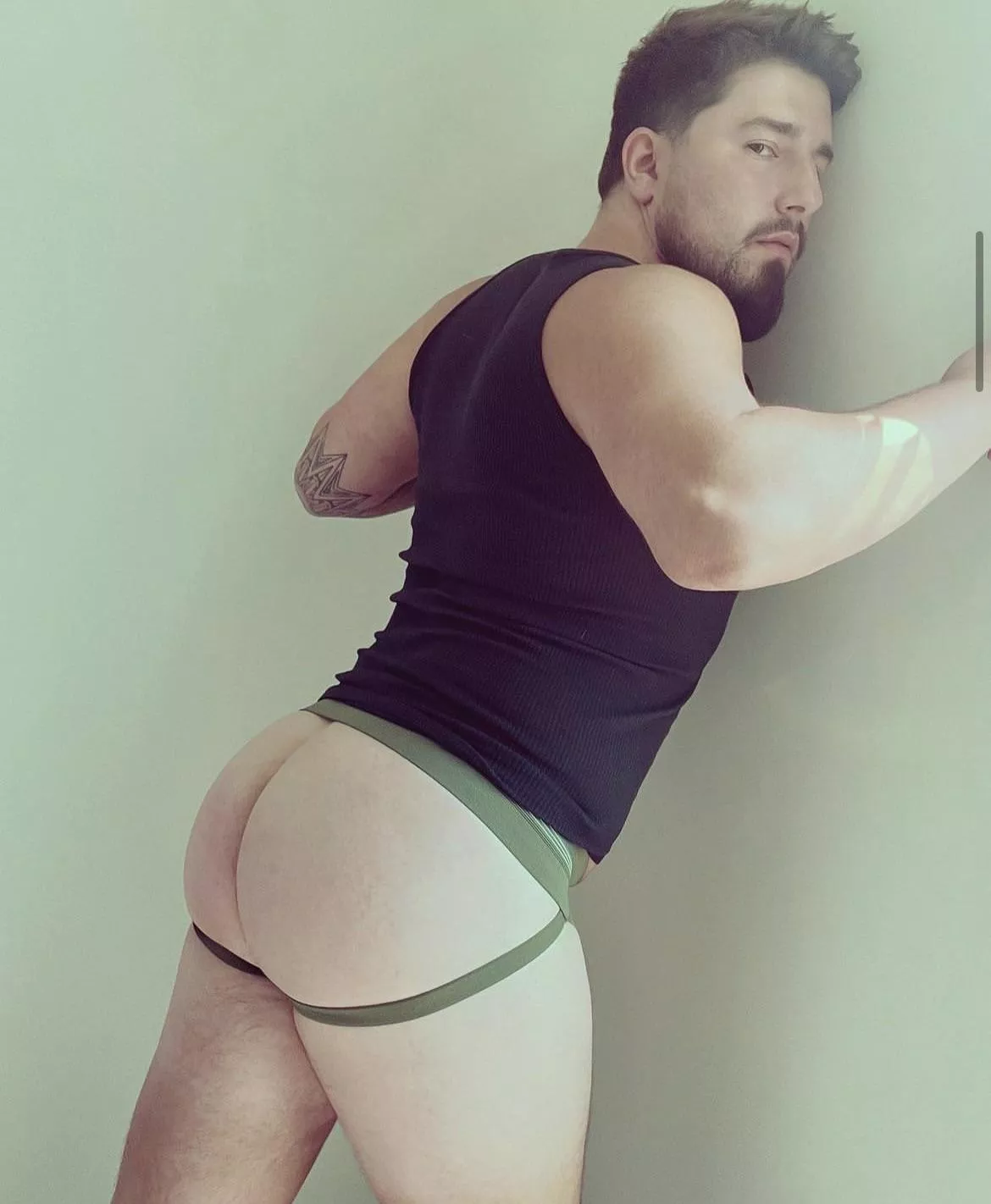 need my pussy broken open 😈