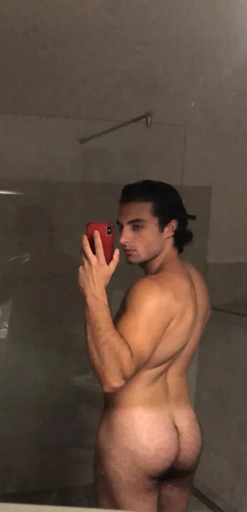 Perfect booty? Tell me in the comment