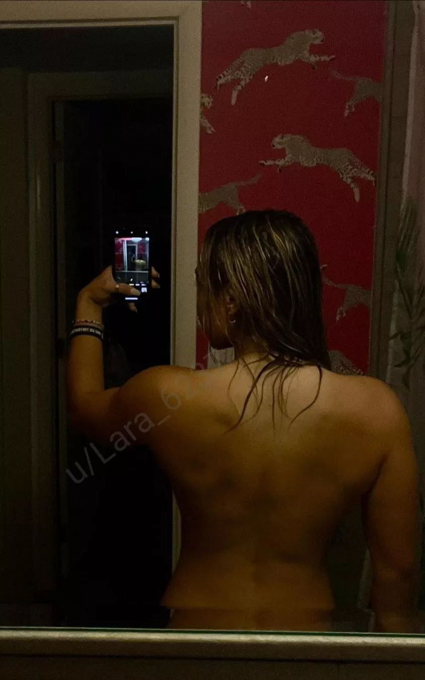 Post workout mirror pic [F]