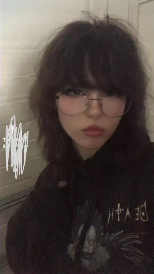 Screenshot from my video, new hair :3