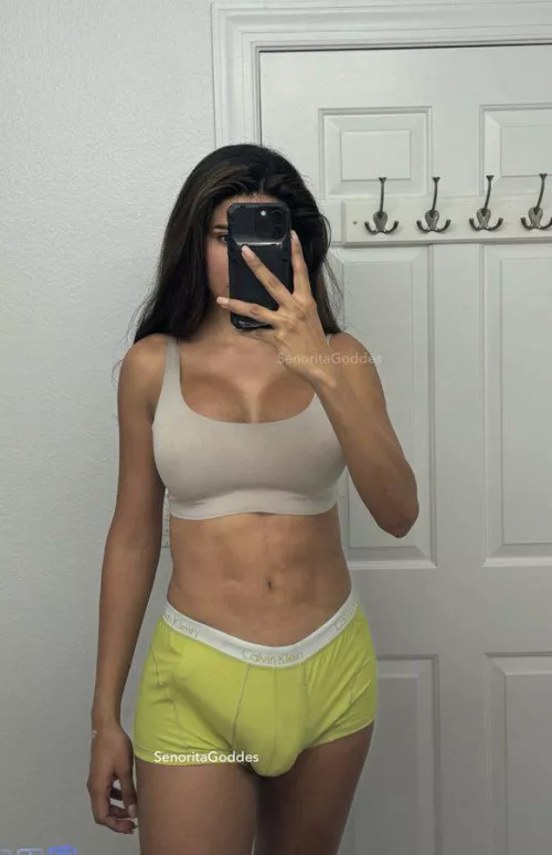 The best part about waking up early is having more time to jack off 💦💦