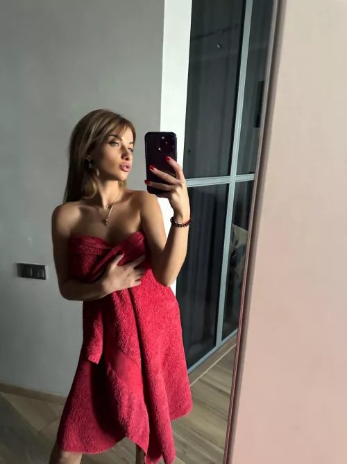 You'd be scared if I let go of the towel.