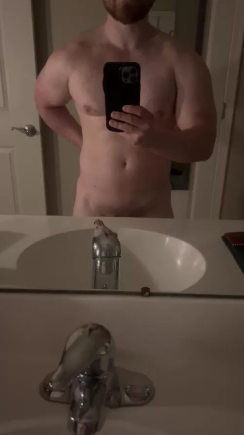 28 [M4F], Philadelphia, physician looking for discrete FWB