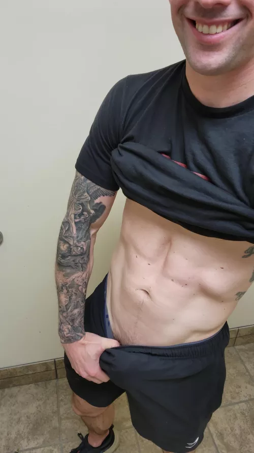 [33] Got to love relaxed uniform days