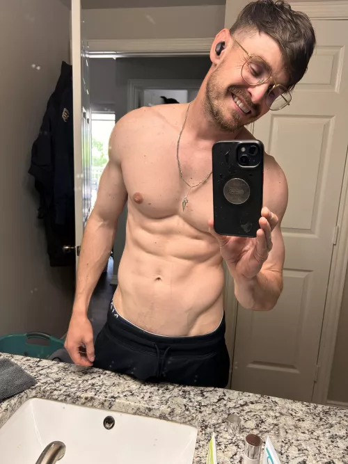 35M4F Hey you...yes you 😏