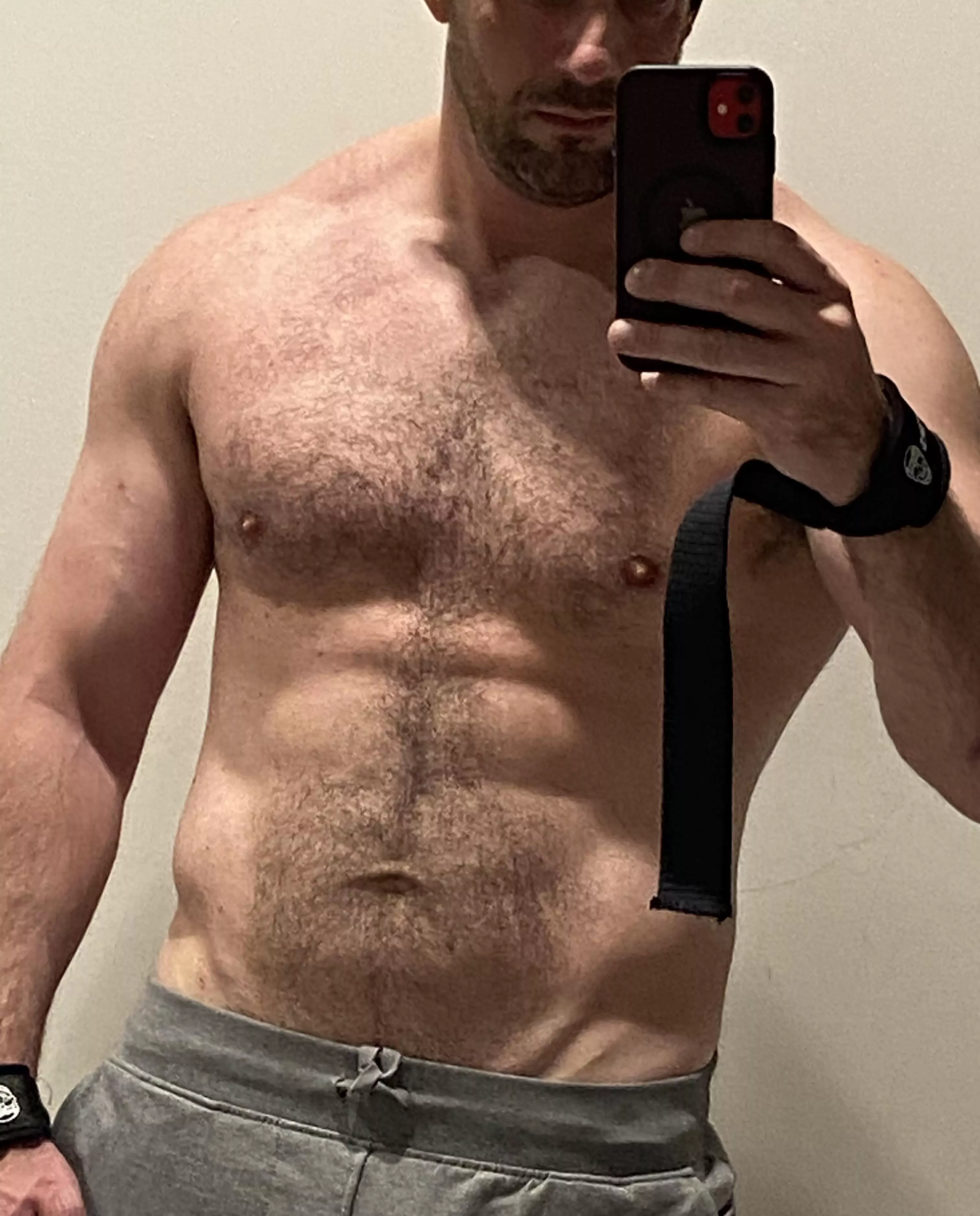 [40] who enjoys muscled body hair daddies?