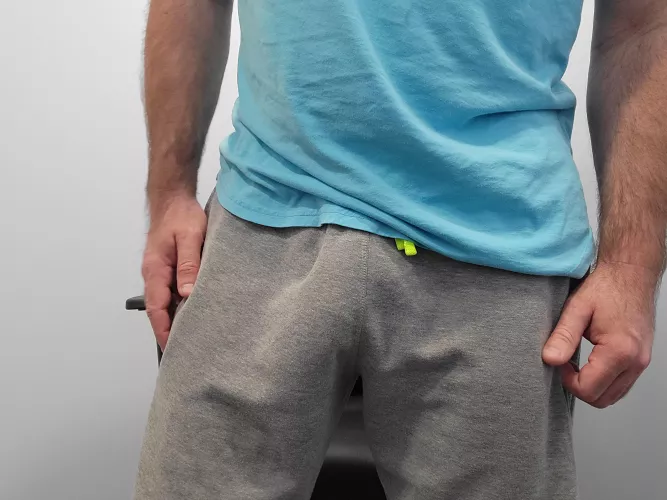 [43] It's a gray sweatpants WFH kind of a day.