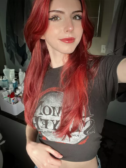 a little midriff never hurt anyone