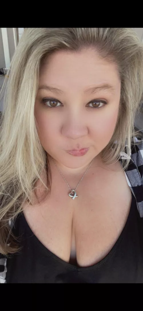 Bored…entertain me 😈