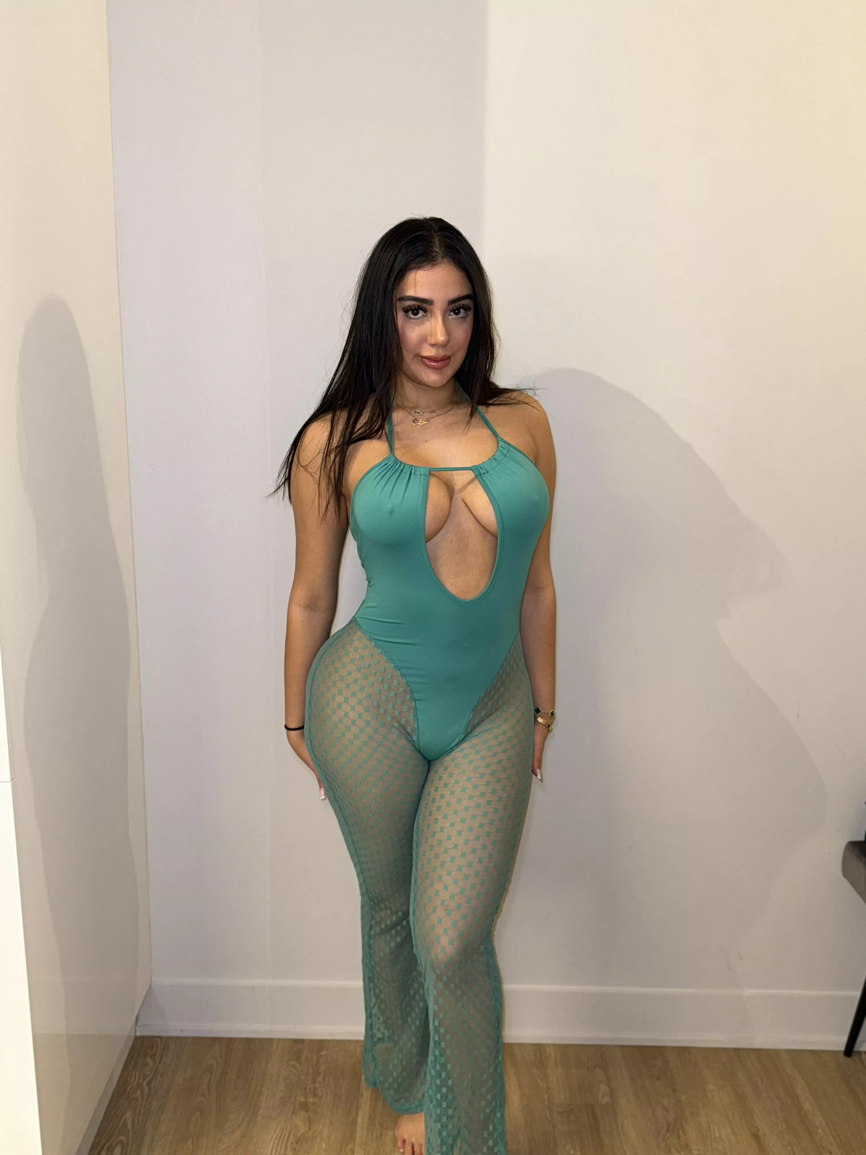 Come. 🤭💦🤭💦