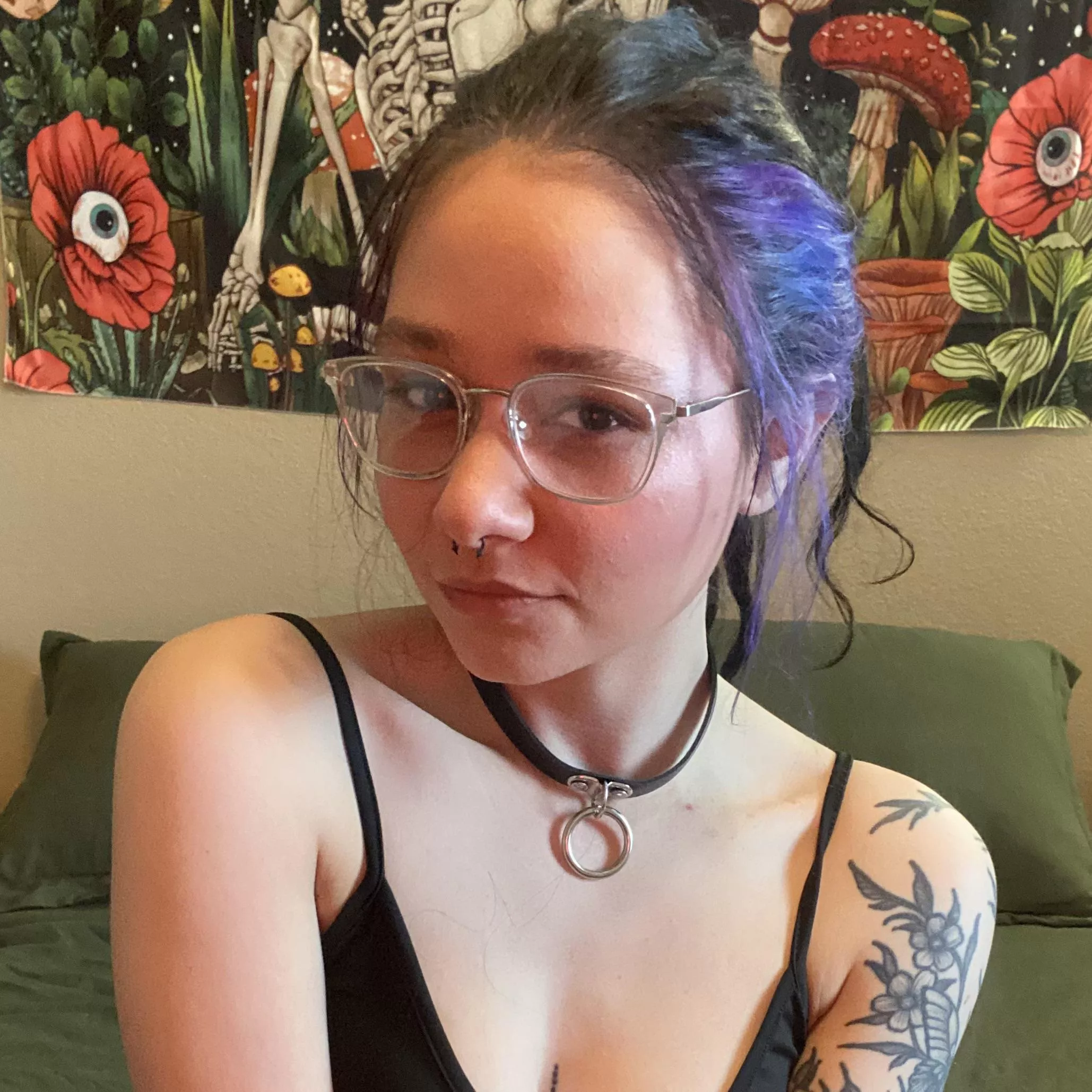 Cute Pierced & Tattooed Alt Girl