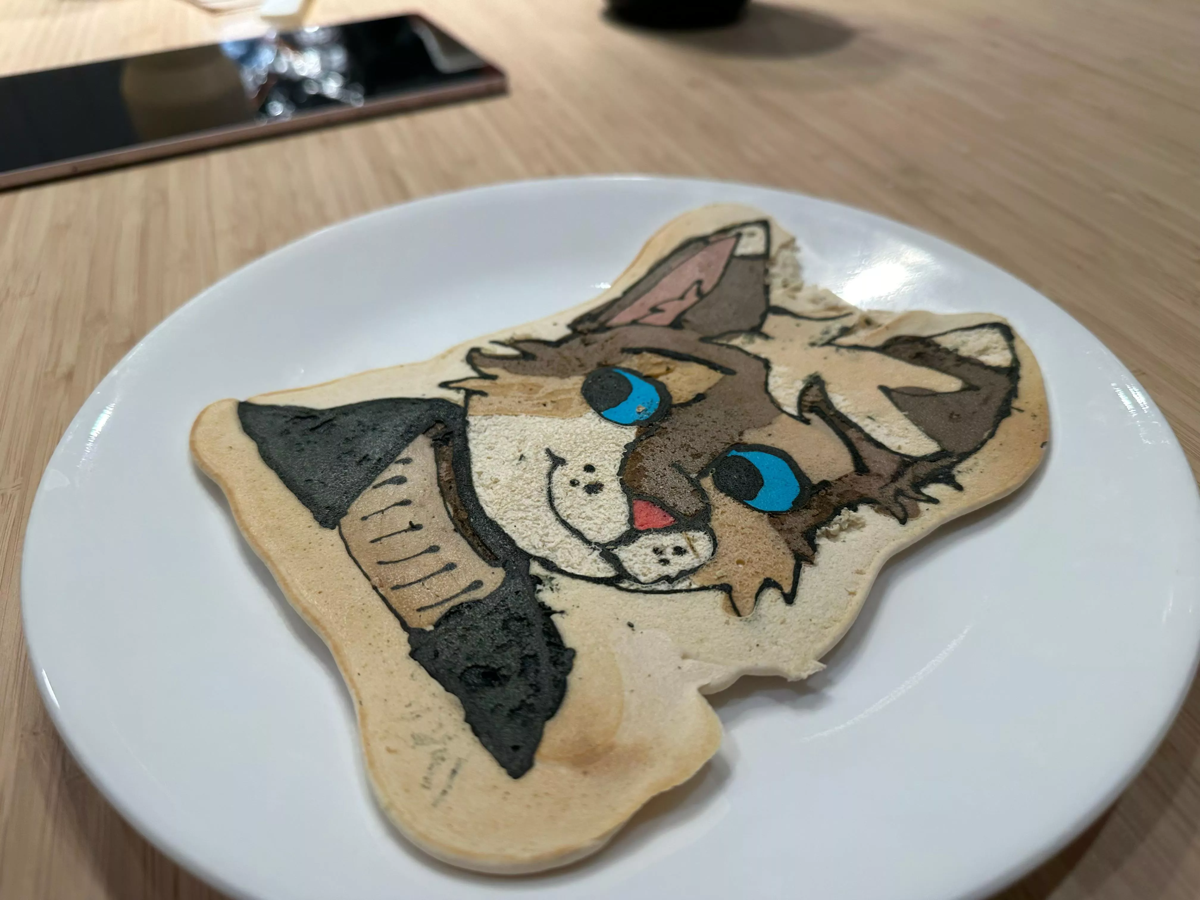 Drawn my fursona using pancake batter!