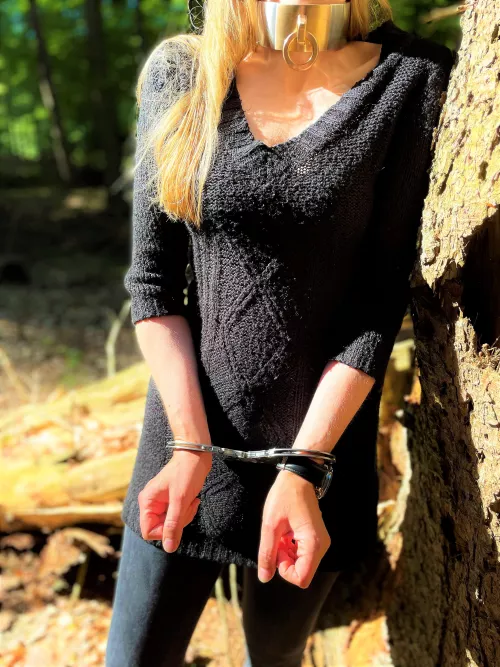 [F] Perfect attire for a walk