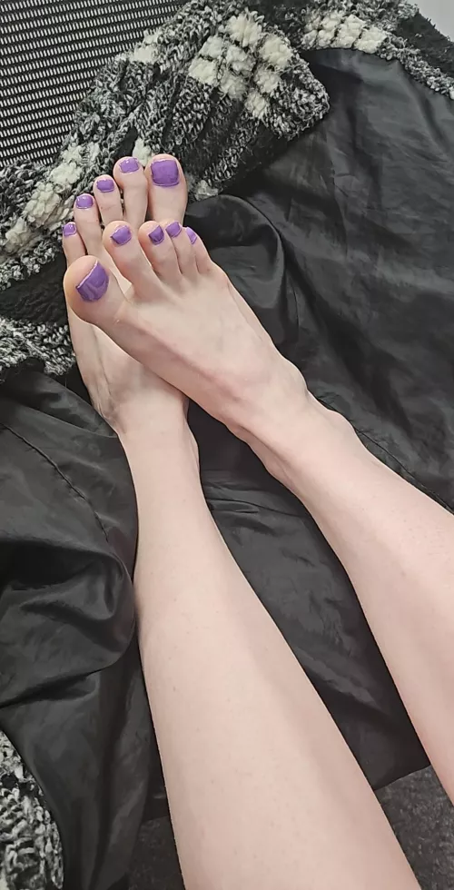 foot rub pls?