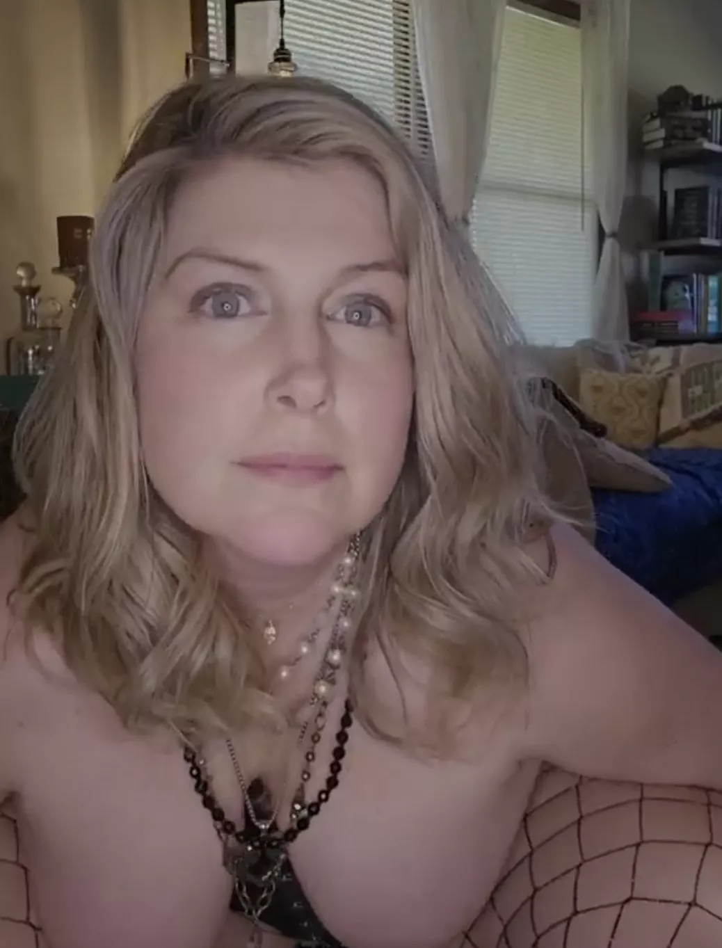 Go to bio and click those links! 😘