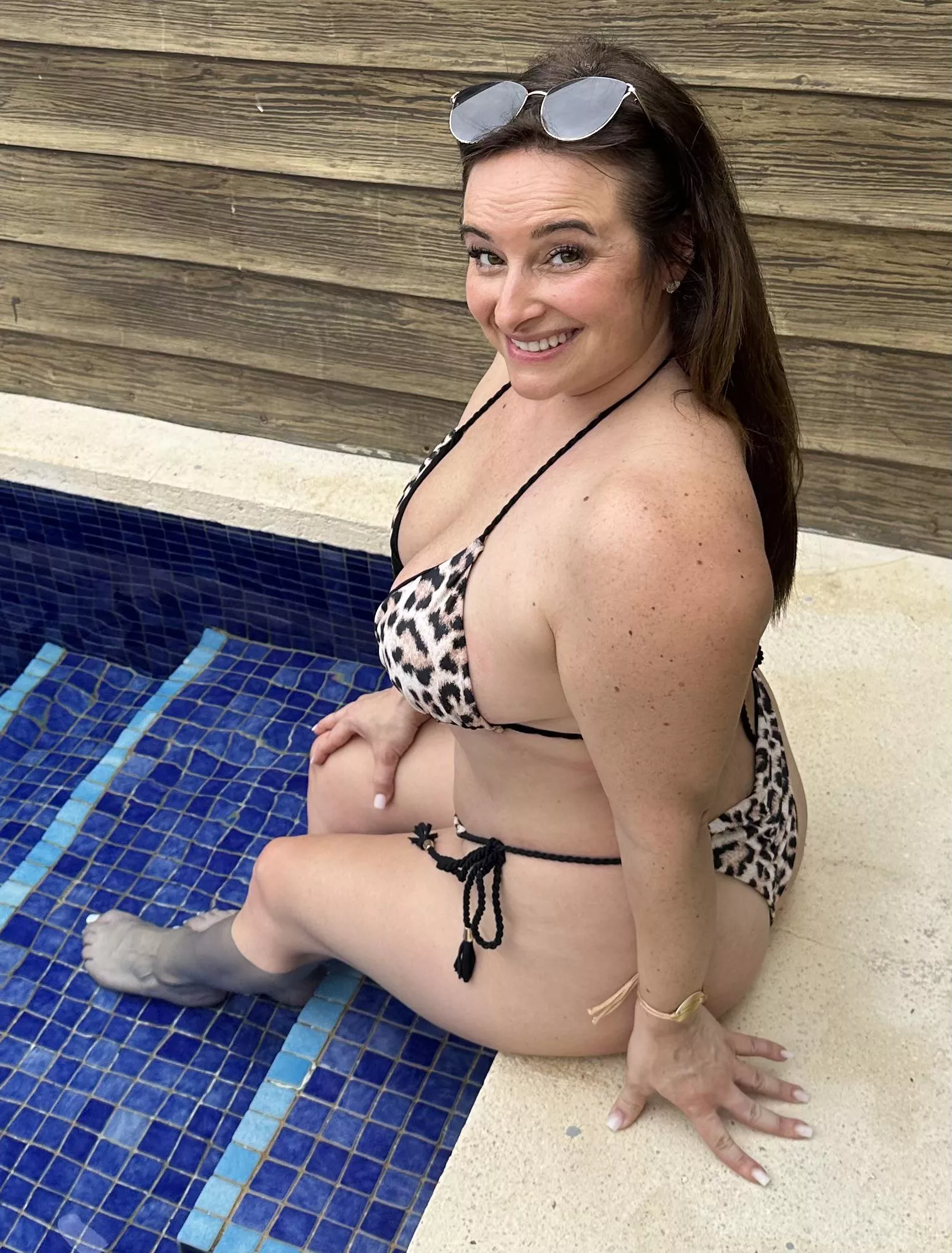 Hot and Sexy 45 Year Old MILF 