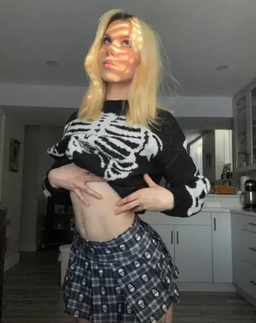 how does my hair look at golden hour? 18F