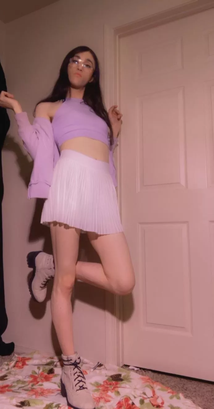 I feel really good in this color (: