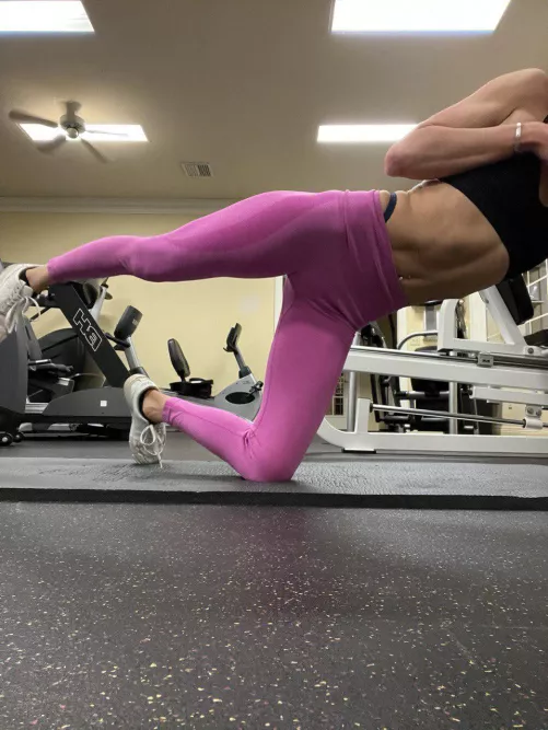 I think flat is still incredibly sexy (f)