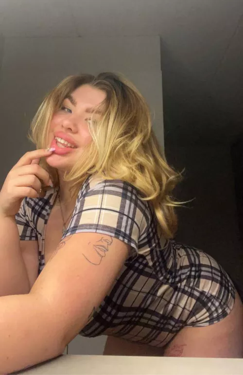 I'm letting you finish inside me!