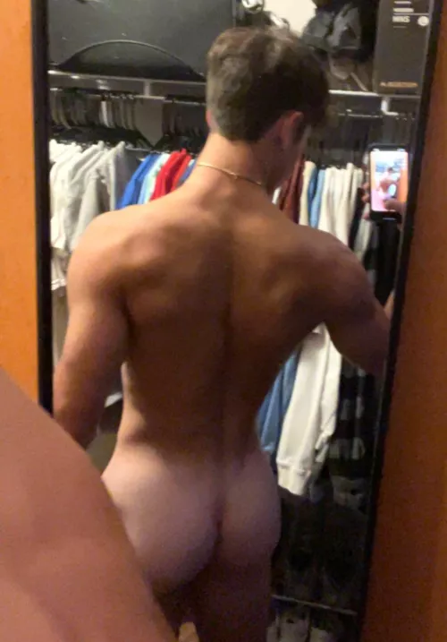 i’ve been in need of a big dick to pound me