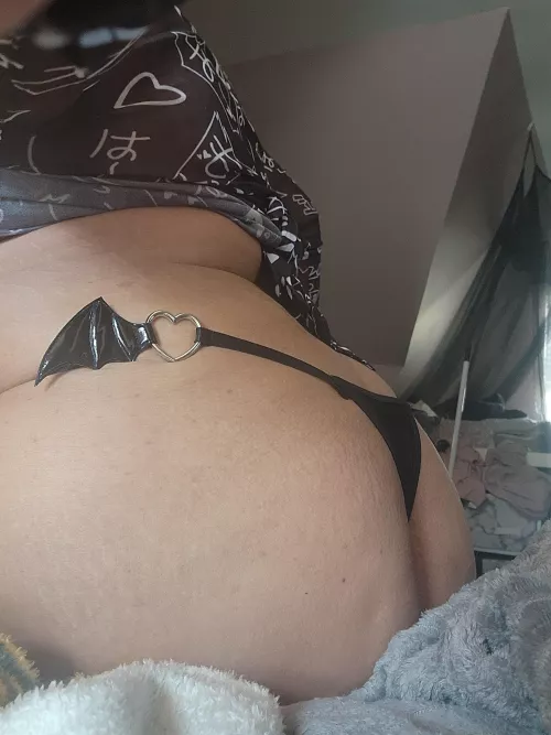 Lil Devil Booty 😈 