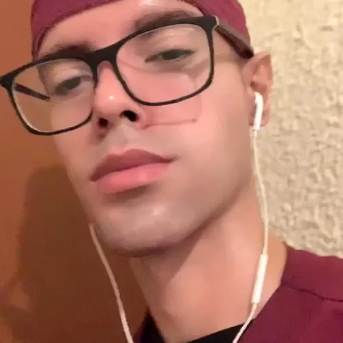 Looking for friends to play World of Warcraft with.