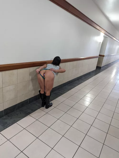 Malls have the best places to show off. 