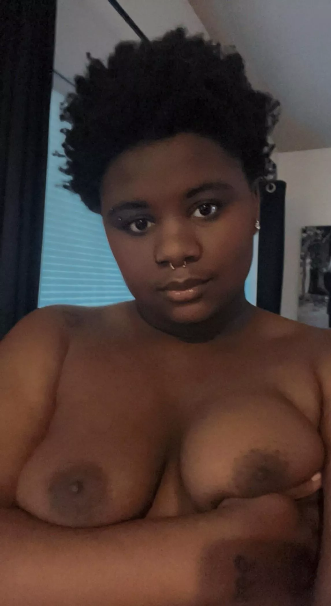 Nappy hair N*gg*r slut who needs to be put in her place by bwc superiors 💋