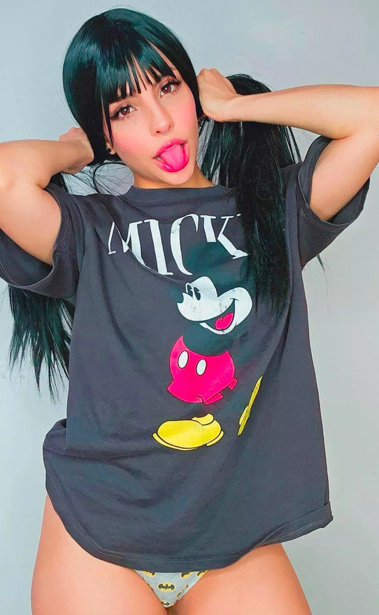 prefer one kiss at a time, but i'm open to negotiations