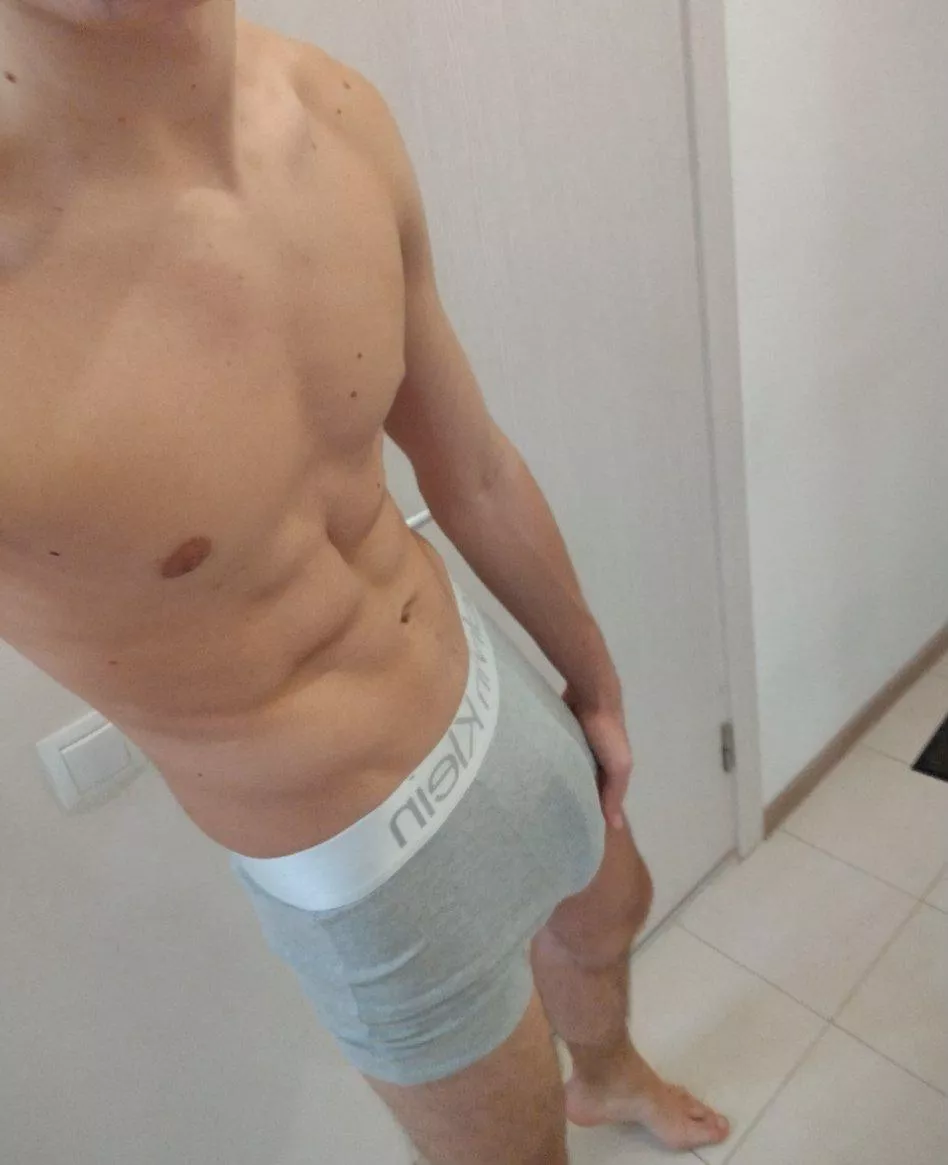 Rate my soft bulge