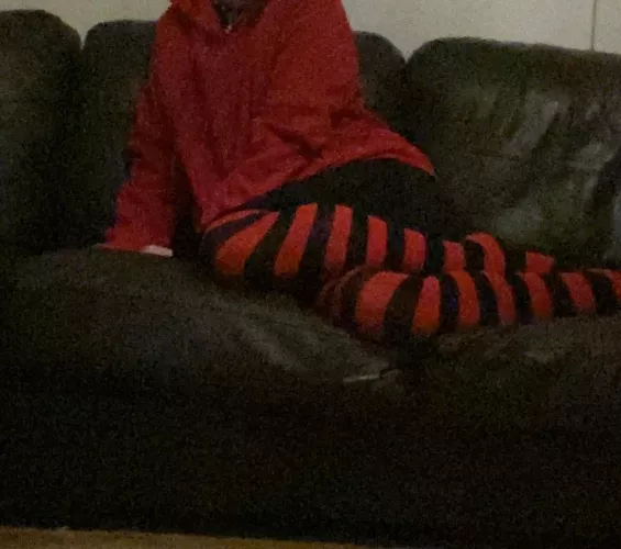 Sittin while feelin feminine <3