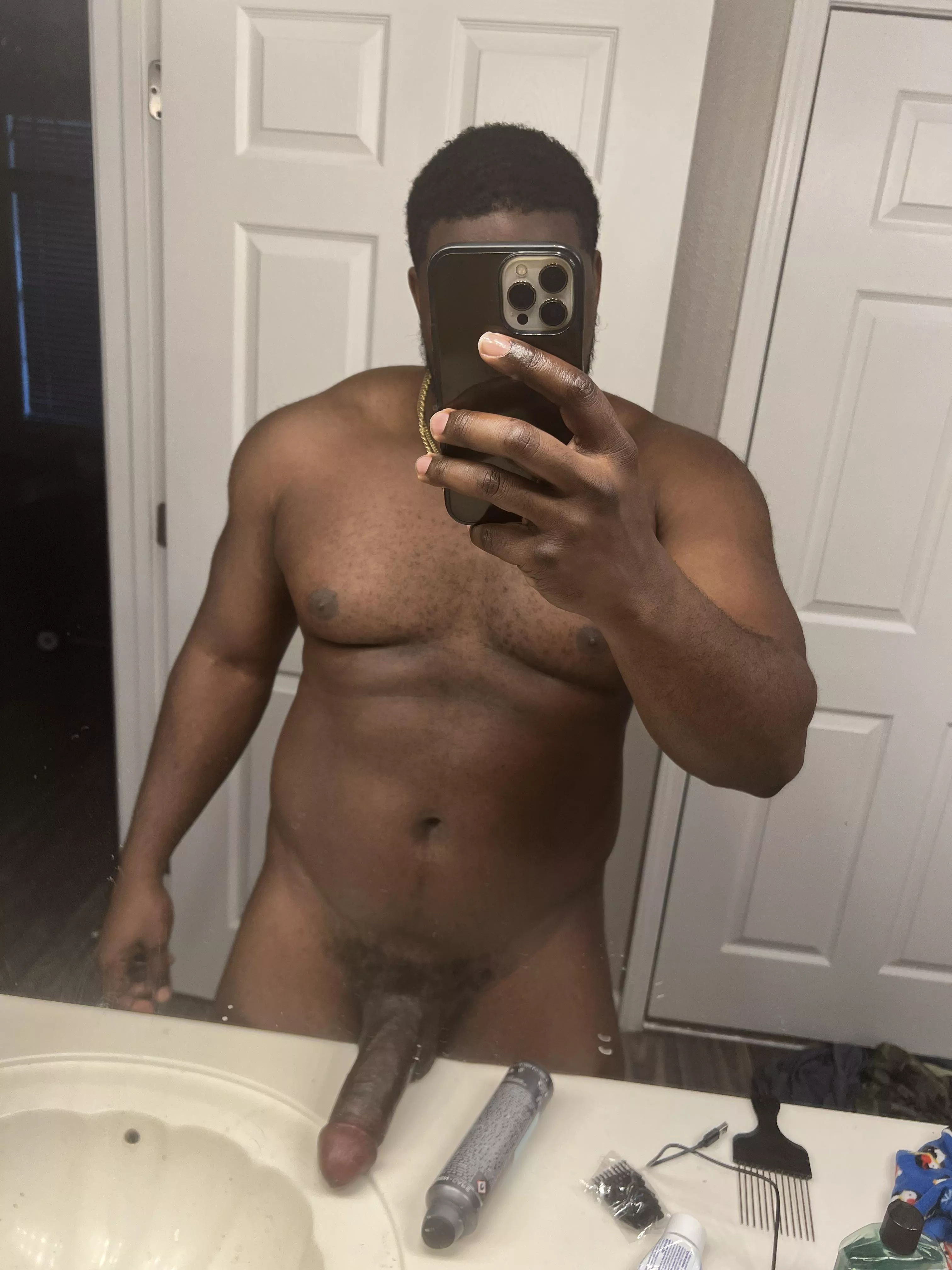 Size comparison 8L x 6girthx 2width