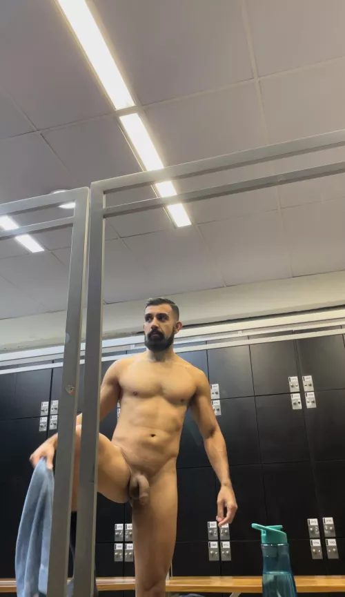 Waiting for a partner again 