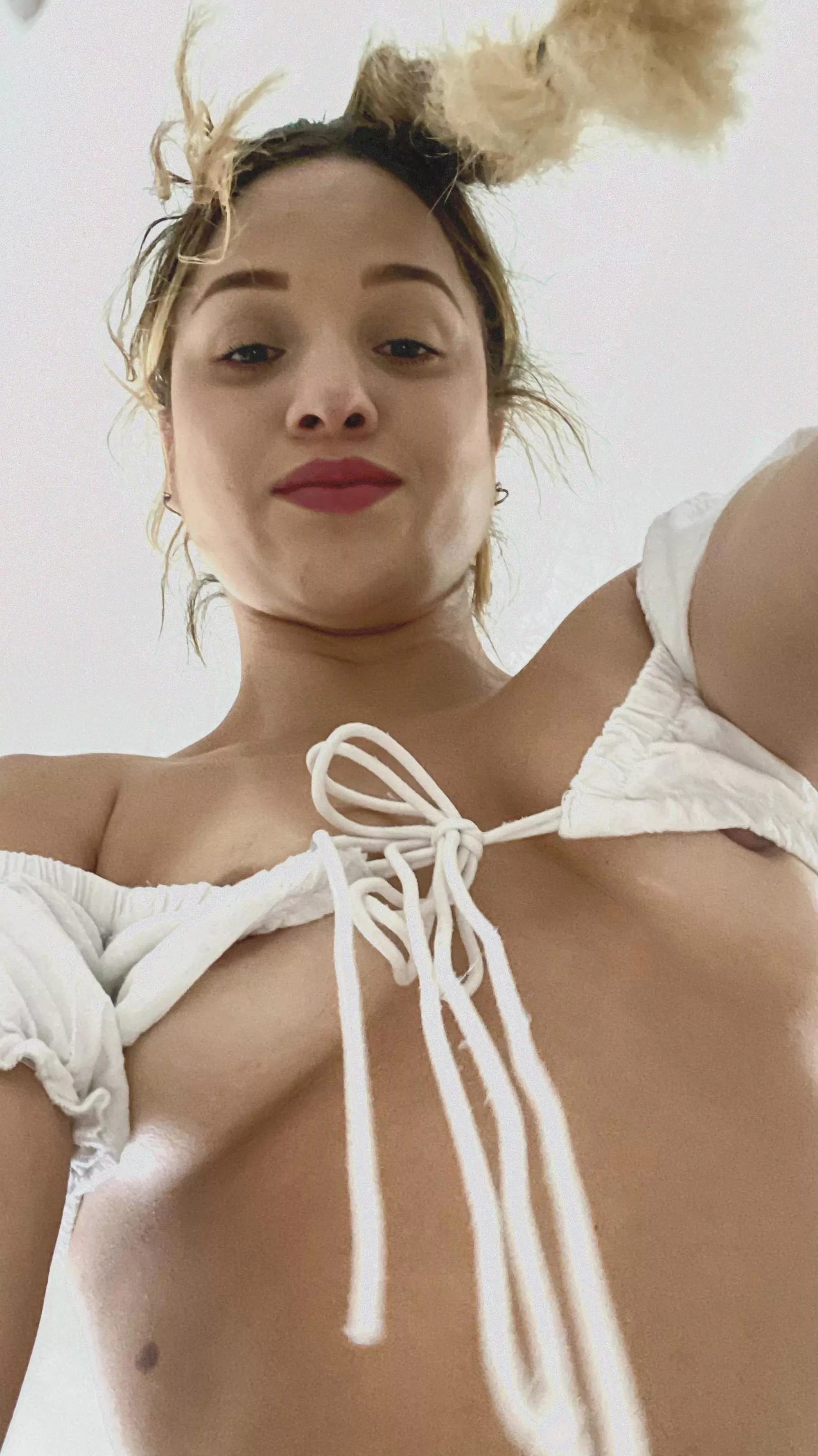 Would you lick my blonde pussy for 1 hour?