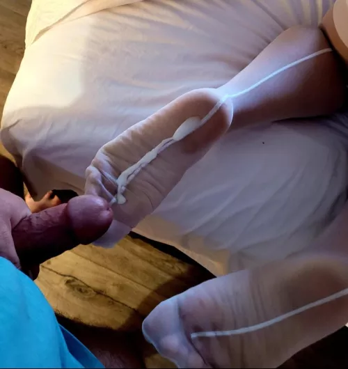 Wow! Hubbies friend really likes my feet