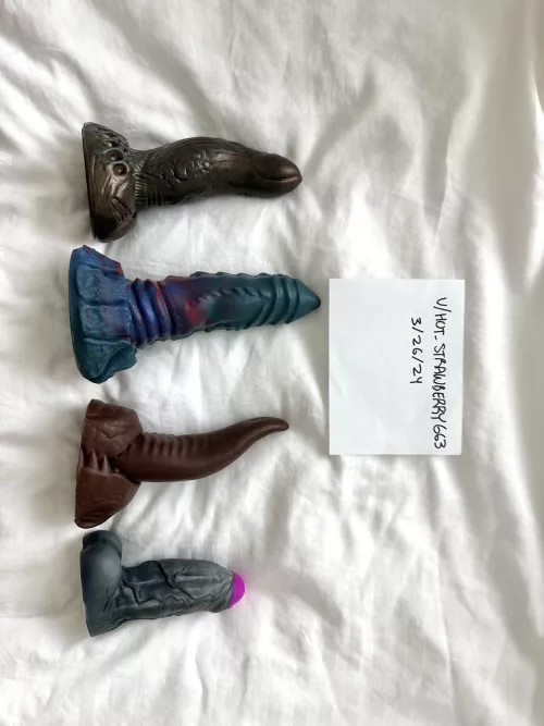 (WTS) (USA) $150 free ship for all 4 toys! OBO 🙏 mostly bad dragon toys! 