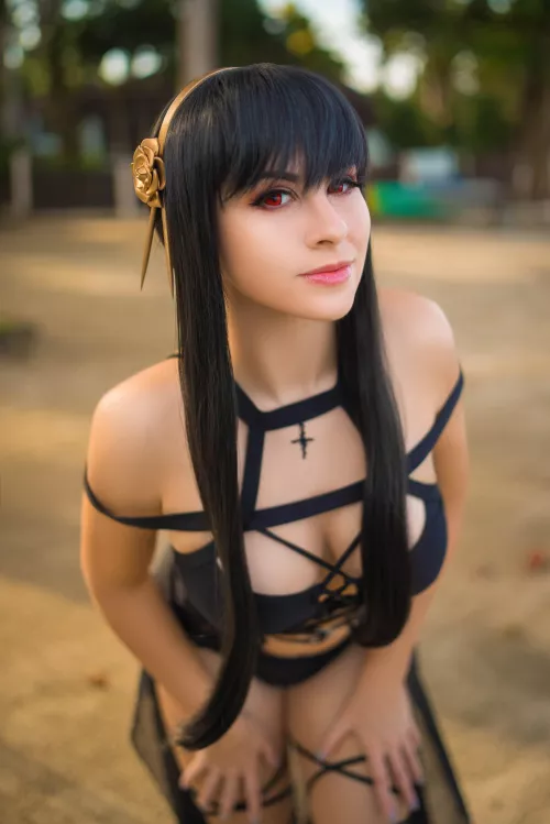 Yor Mommy from Spy x Family by Yunie