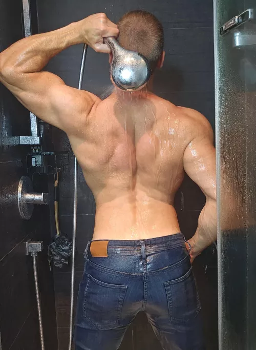 You know where to find the better version 😉📸🔞🍑