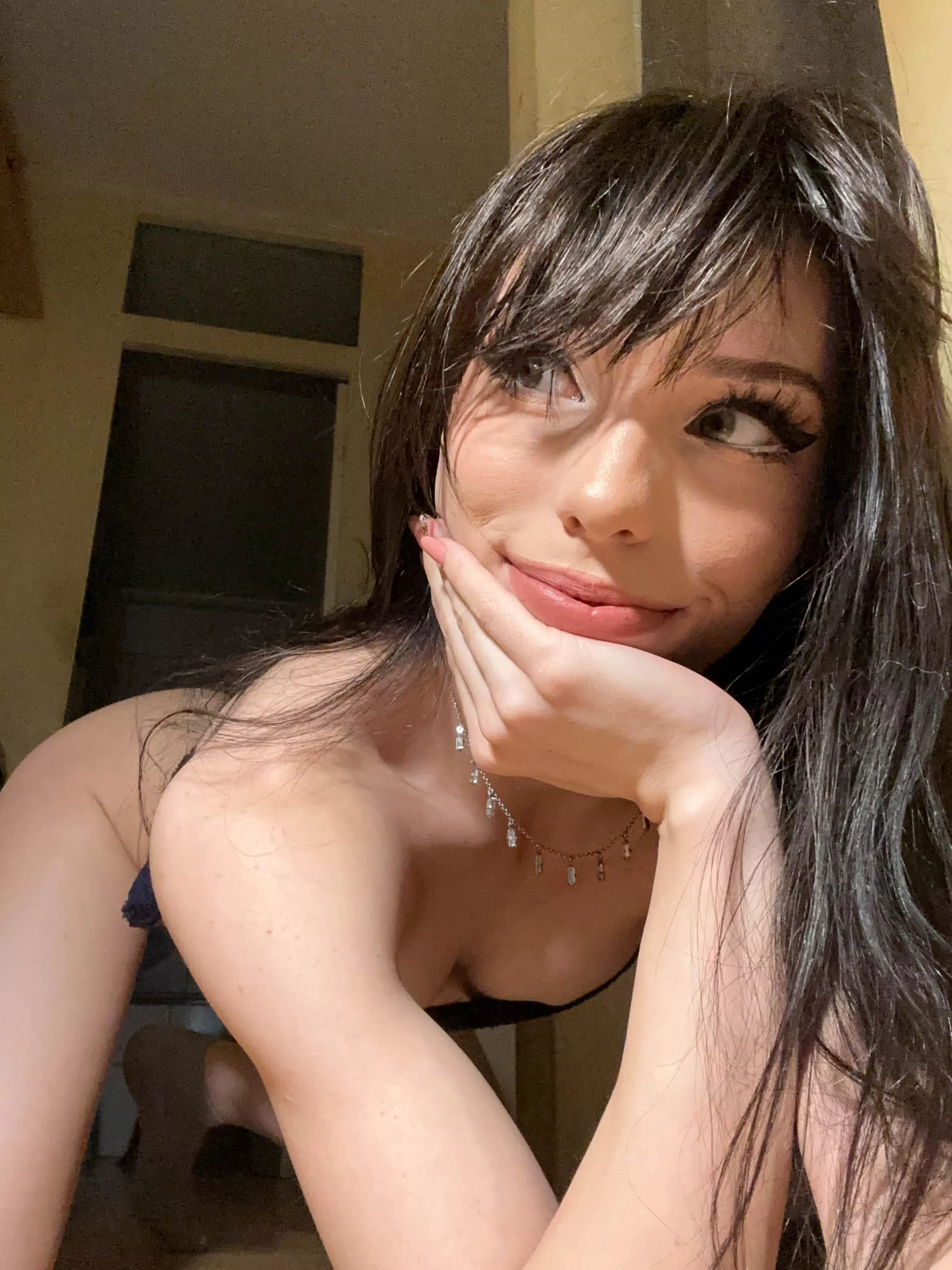 18 yo, proud of my skinny body ;)