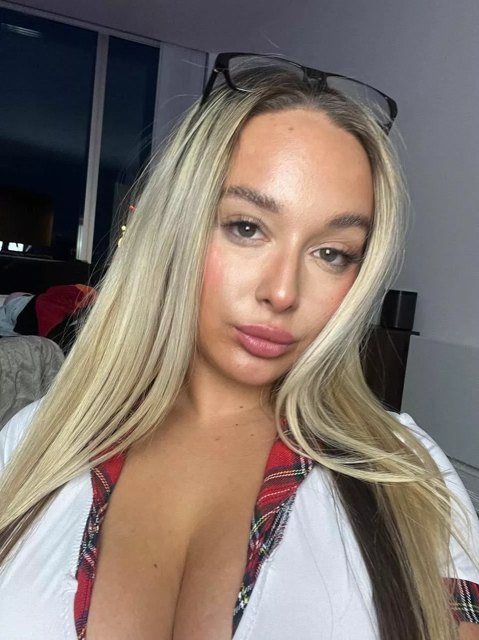 18 yo student, yay or nah?